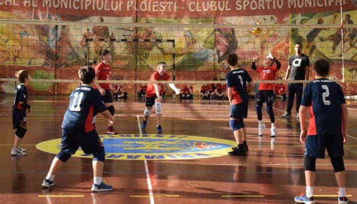 Echipele de minivolei de la CSM Ploiești merg în semifinale