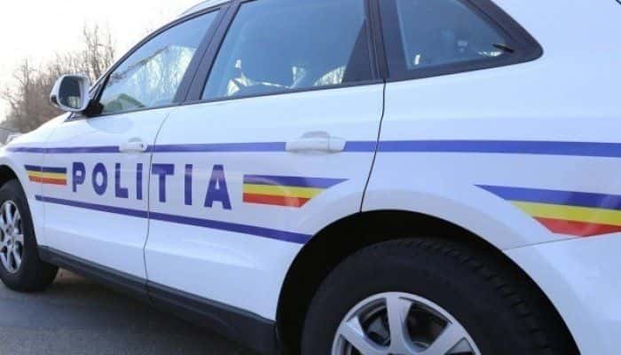 Bărbat găsit mort în parcarea Ministerului Muncii