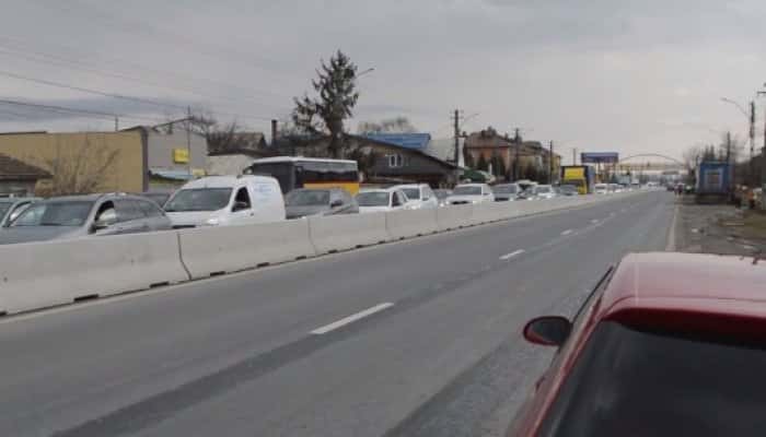 VIDEO - Revoltă la Pucheni și Gorgota, după montarea separatoarelor de sens. Primarii au prezentat propriile soluții la Ministerul Transporturilor