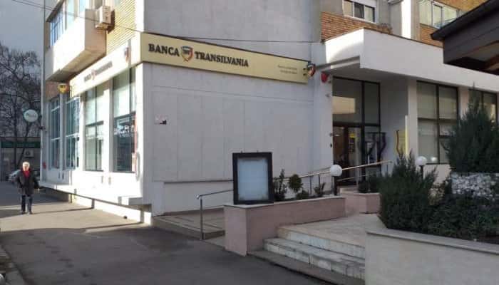 Scandal sau tentativă de jaf într-o bancă din Brăila