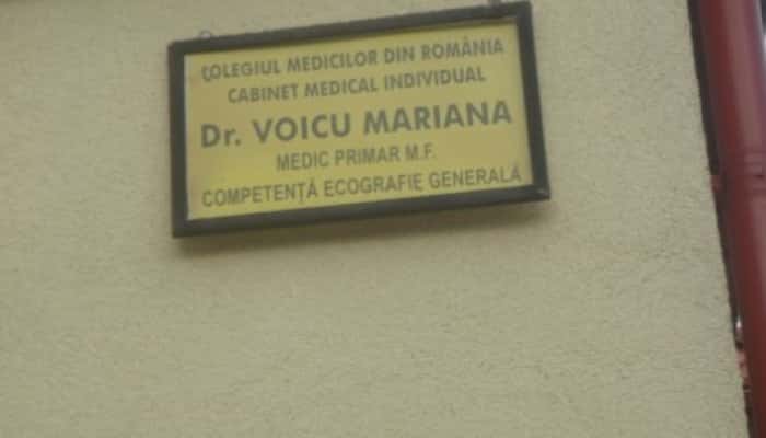 Atitudinea de toată jena a unui medic din Prahova: „Stau să-ți dau trimiteri că ți s-a sculat să le faci analize la copii!”