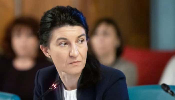 Violeta Alexandru: Măsuri pentru sprijinirea celor care au rămas fără venituri: „Nu-i putem lăsa pe aceşti oameni în situaţia de a nu avea ce să mănânce”