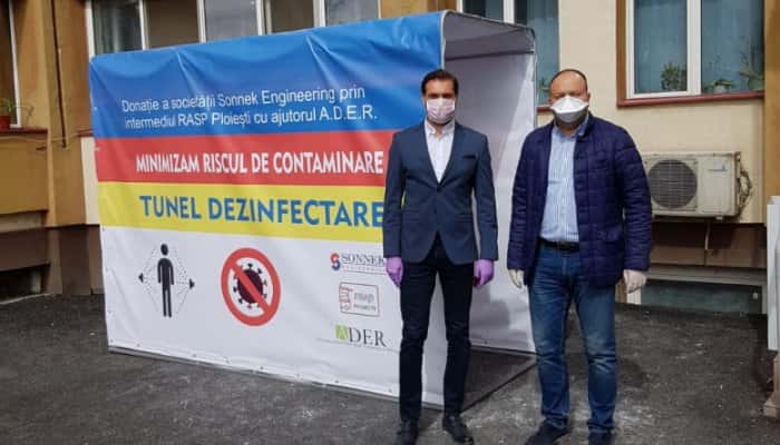 FOTO | Spitalul Judeţean din Ploieşti a primit un tunel de decontaminare, pentru reducerea riscului de răspândire a virusurilor la pacienţi şi angajaţi