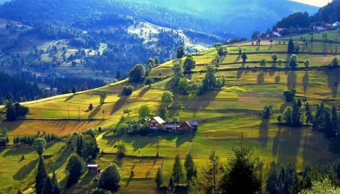 Ministerului Economiei: Noi localităţi şi zone din România, atestate ca staţiuni turistice de interes naţional şi local