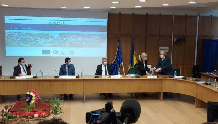 Contractul pentru secţiunea 5 a tronsonului de autostradă Sibiu-Piteşti - semnat în prezenţa premierului Orban