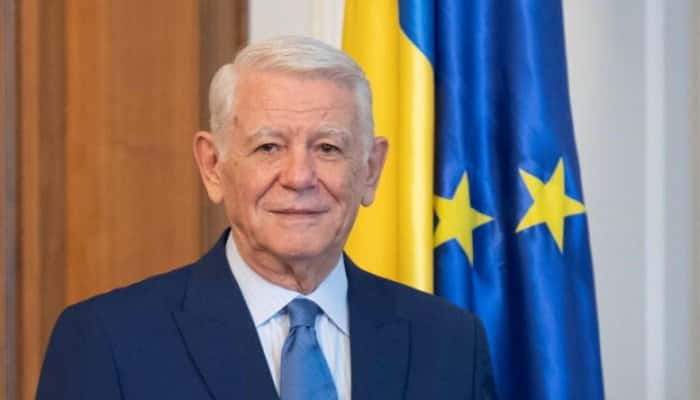 Senatorul Teodor Meleşcanu a renunţat la conducerea PartiduluI Forţa Naţională şi s-a înscris în PPUSL