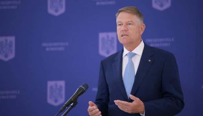 Klaus Iohannis nu va promulga legea prin care se interzice în școli și universități orice referire la identitatea de gen