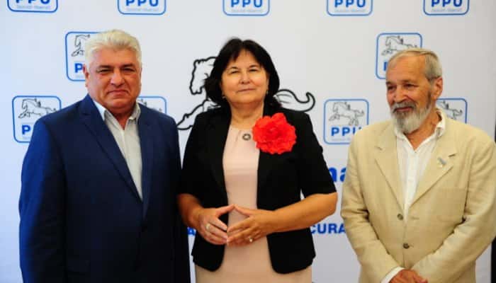 Proiect de modificare a legii dialogului social. Graţiela Gavrilescu: &quot;Astăzi, a devenit o formalitate si atât!&quot;