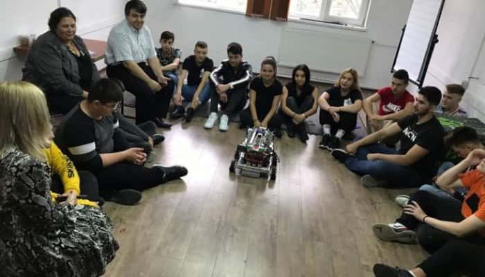 FIRST TEAM CHALLNEGE | ERcast 2020 Ploiești, singura echipă din țară, a unui liceu tehnologic, premiată la cel mai mare campionat de robotică din România