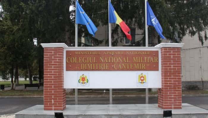 Colegiul Militar &quot;Dimitrie Cantemir&quot; Breaza anunță că are locuri libere pentru elevii care au absolvit clasa a X-a. Cum vor fi ocupate