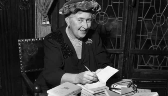 „Zece negri mititei” de Agatha Christie nu se va mai numi așa