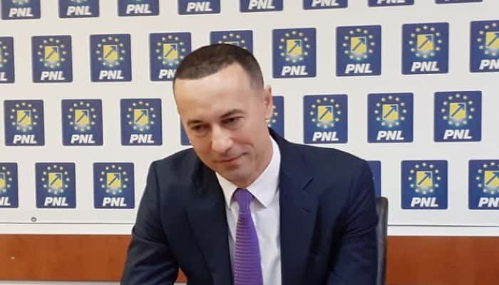 Iulian Dumitrescu, candidatul PNL-USR-PLUS la șefia Consiliului Județean: „Guvernul PNL a făcut pentru Prahova mai mult decât PSD în 12 ani. DJ 102I este un exemplu în acest sens”