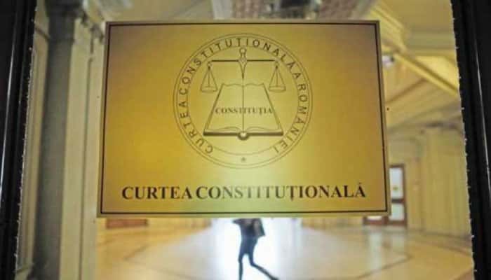 CCR discută pe 14 septembrie conflictul dintre Guvern şi Parlament privind moţiunea de cenzură