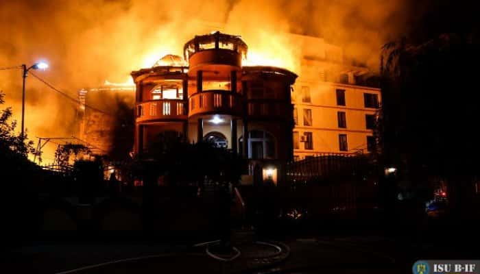 Adolescent de 14 ani găsit mort după un incendiu care a cuprins două case din Sectorul 3