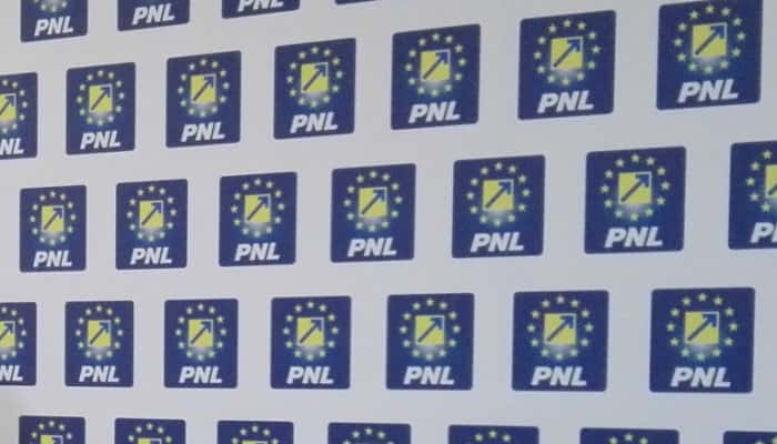 Surse: Alianţă pentru alegerile parlamentare între Prahova în Acţiune şi PNL, poate şi fuziune