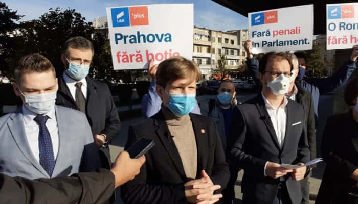 VIDEO | USR-PLUS a depus candidaturile în Prahova. Cum arată listele complete pentru parlamentare