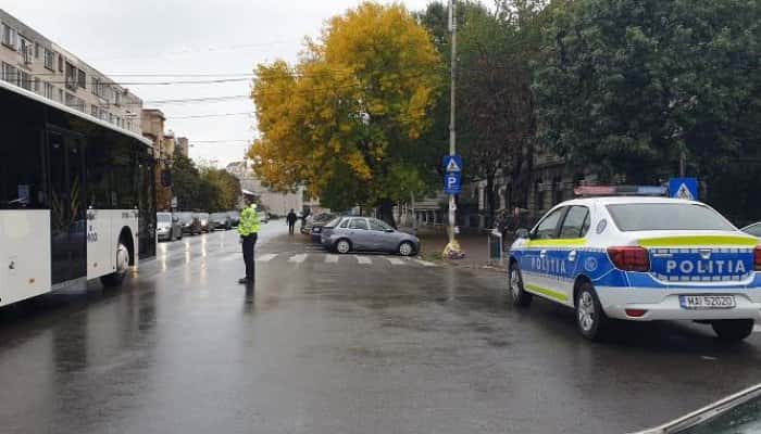 Noi măsuri dispuse luni, la Ploiești, pentru limitarea răspândirii coronavirusului. Sunt vizate piețele și mijloacele de transport în comun