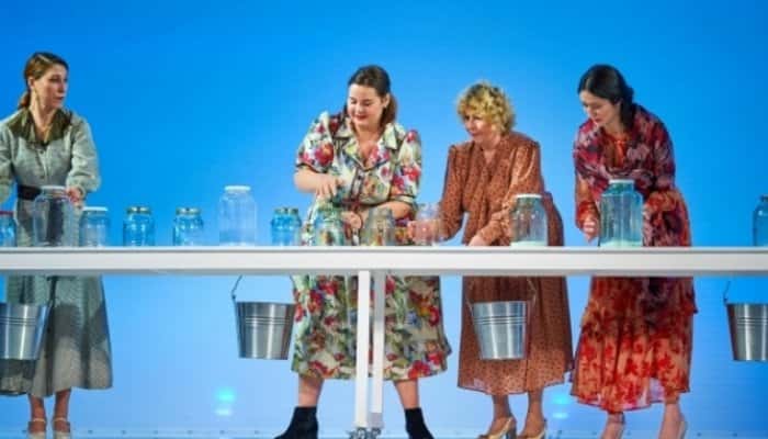 Teatrul &quot;Toma Caragiu&quot; a pus în vânzare biletele pentru a X-a ediție a Festivalului de Teatru