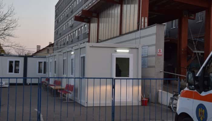 Containere în locul corturilor pentru triaj, la Târgoviște