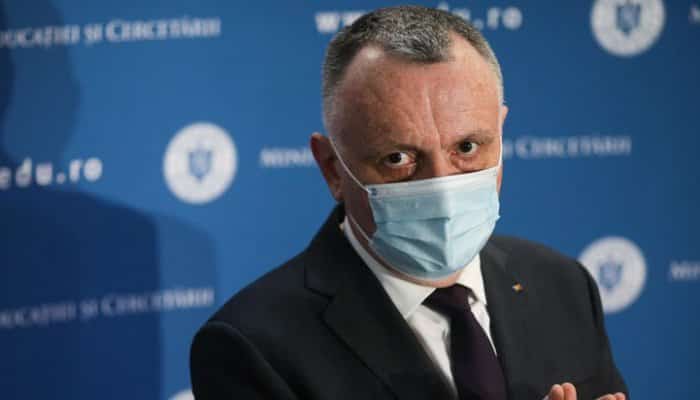 Sorin Cîmpeanu, după apariţia unui posibil focar de infectare cu noua tulpină de coronavirus la o şcoală din Bucureşti: Specialiștii din DSP, INSP și Ministerul Sănătății au în atenție această situație