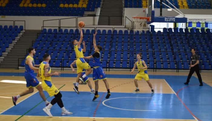 Trei din trei. CSM Ploieşti-CSU 2 Sibiu 80-66