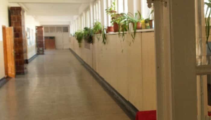 10 decizii anunțate de Ministerul Educației, în contextul creșterii ratei infectărilor, la nivel național