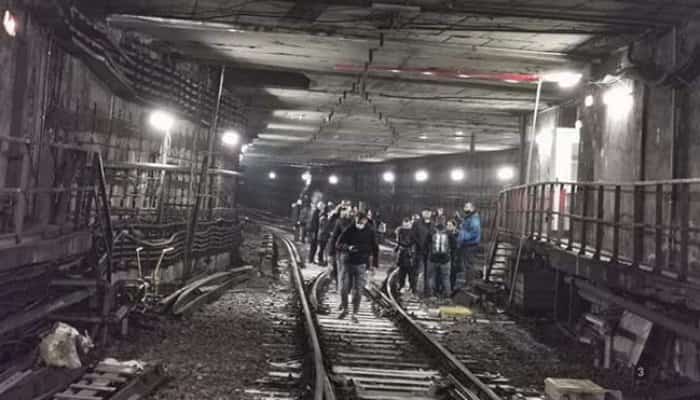 O grevă spontană la metrou a blocat Capitala. Guvernul acuză o &quot;acțiune ilegală&quot; care are legătură cu spațiile comerciale din galerii