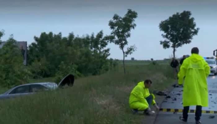 O femeie a murit, iar alte cinci persoane au fost grav rănite într-un accident pe DN2