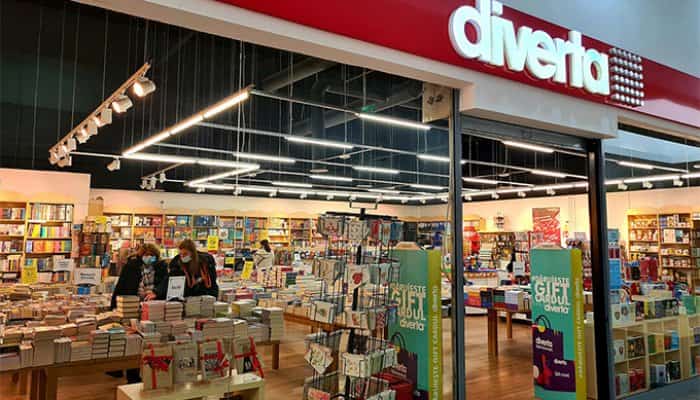 Lanțul de librării Diverta, cel mai mare retailer integrat în domeniu, își cere insolvența