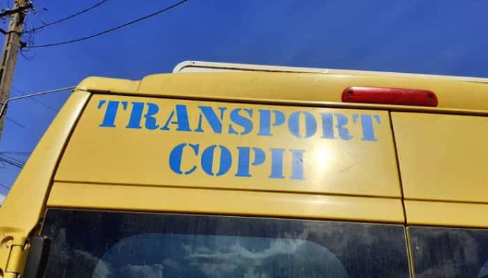 microbuze scolare transport elevi isj prahova