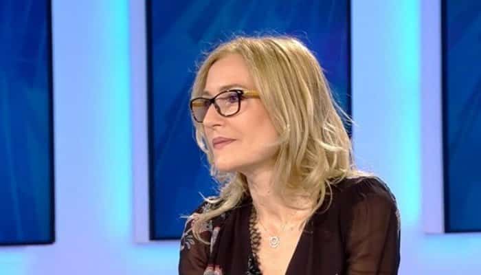 Dr. Simona Vlădăreanu: &quot;Vaccinarea anti-COVID a gravidei protejează şi copilul. Serul nu ajunge în laptele matern&quot;