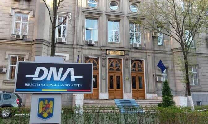 Anchetă de luare de mită în interiorul DNA