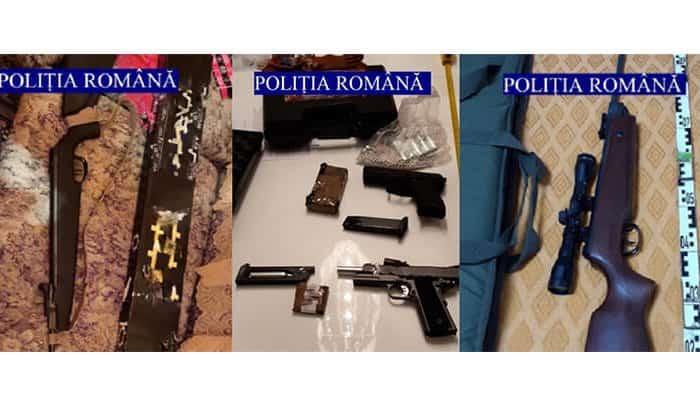 Peste 100 de arme ridicate de polițiști la percheziții organizate, joi, în majoritatea județelor