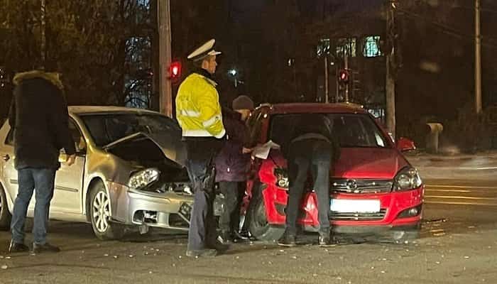 Accident joi dimineață în Ploiești, la Kaufland Vest