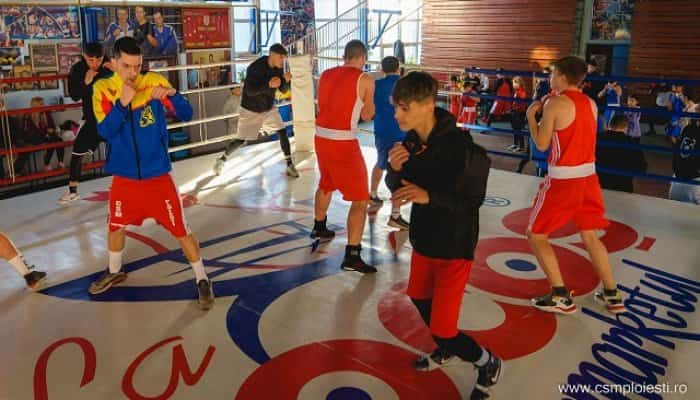 Ringul medaliilor. Pugiliștii de la CSM Ploiești luptă la Campionatele Naționale