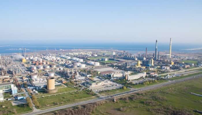 Rompetrol Rafinare anunță o îmbunătățire a indicatorilor financiari, în 2021