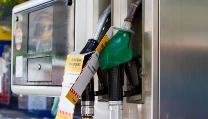 Preţul carburanţilor în România a depăşit 8 lei pe litru