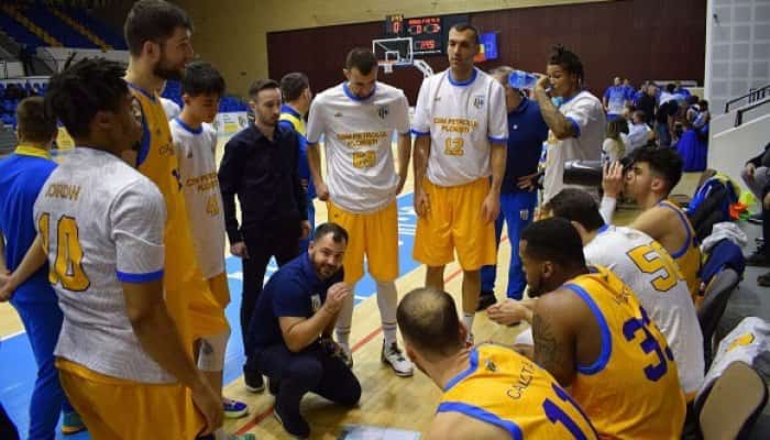 Asalt către play-off. CSM Baschet Petrolul-Steaua Luni ora 18.00