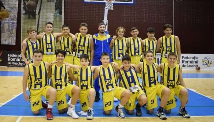  Echipa de baschet U13 de la CSM Ploiești participă la Turneul semifinal 1 de la Baia Mare