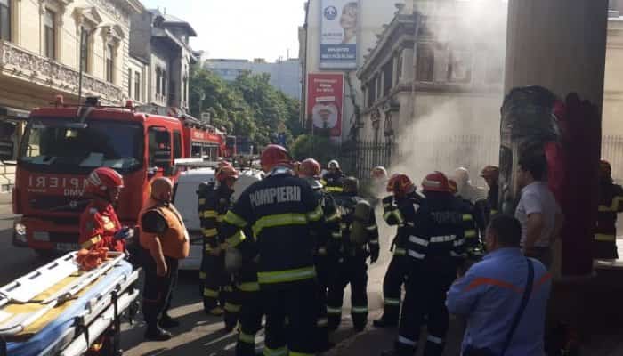 Incendiu în centrul Capitalei. Un muncitor şi-a pierdut viaţa