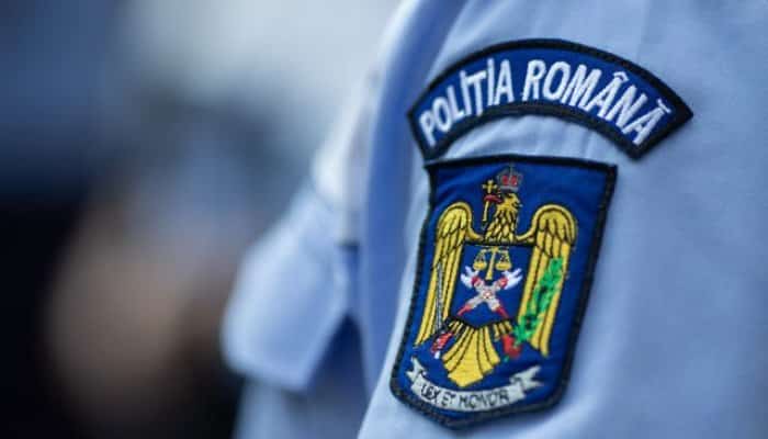 Femeie acuzată că a luat bani pe cursuri fictive de formare pentru angajarea în poliție