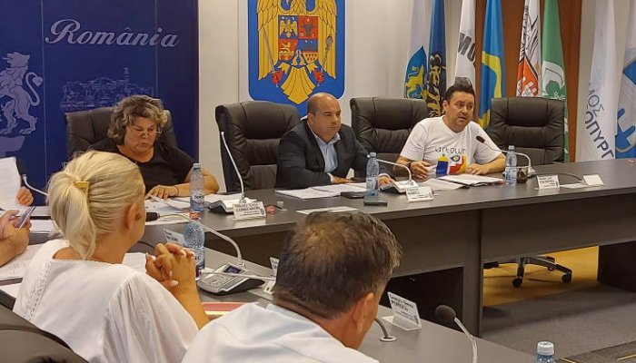 Membrii AGA de la Termo Ploieşti au demisionat azi, acuzând &quot;presiuni ale primarului&quot;