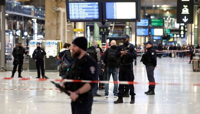 Paris | Mai multe persoane au fost rănite într-un atac cu armă albă în Gare du Nord