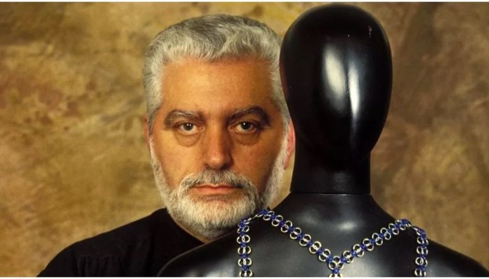 Creatorul de modă Paco Rabanne a murit vineri la vârsta de 88 de ani