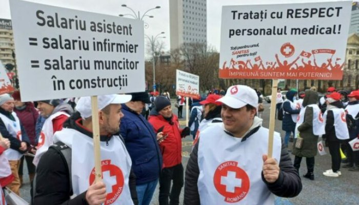 Protest sindical, luni, în faţa Guvernului, pentru finanţarea spitalelor şi creşterea salariilor din sistemul de Sănătate