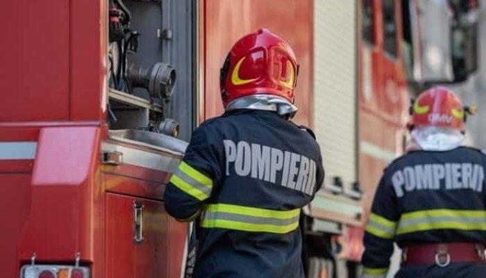 explozie pompieri incendiu