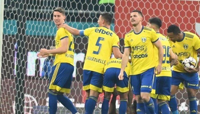 Revin punctele pe Ilie Oană? Petrolul-CS Universitatea Craiova Duminică Ora 15.30 