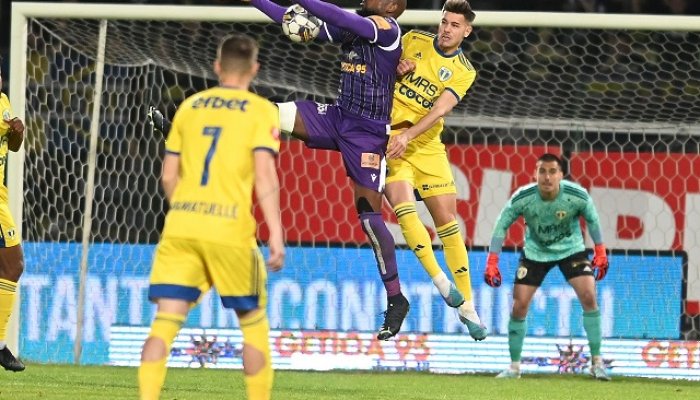 Final la scor. FC Argeș-Petrolul 3-0