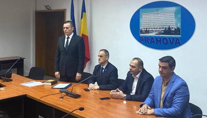 FOTO | Prefectura Prahova, în formulă completă. Noul subprefect, Marius Soare, a depus vineri jurământul