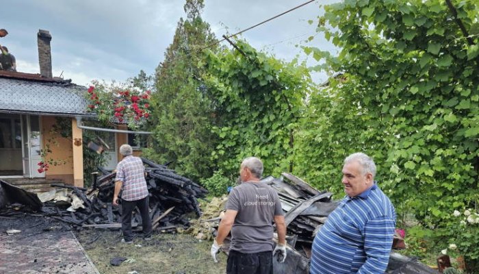 Apel al autorităților din Măgurele, după ce locuința unei familii a fost distrusă de un incendiu